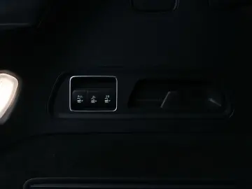 GLS 63 AMG 4M+ Pano*HUD*STH*AHK*4xSitzklima*23