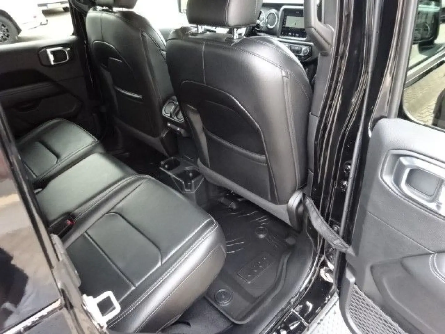 Gladiator 264PS Autm. Overland 4WD ACC DualTop