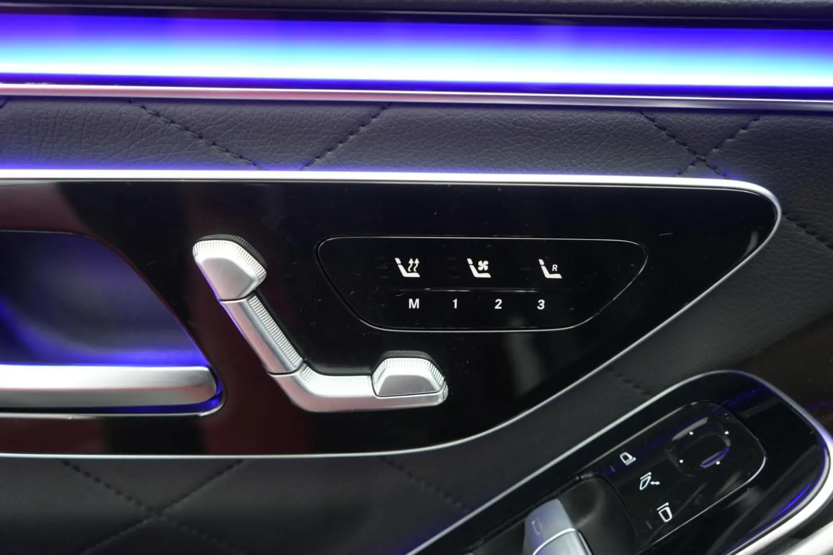 S 350 d 4Matic L Massage/4Seats Ventilation/TV/360/HUD