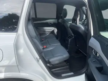 XC90 T8 AWD Inscription Expression+Luftfahrwerk