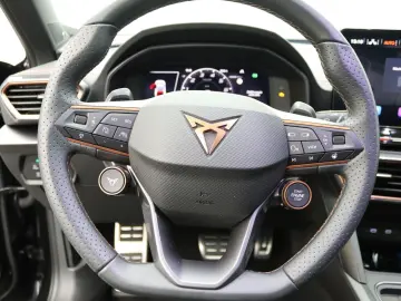 Formentor VZ5 2.5 TSI 4Drive DSG / Pano, Matrix