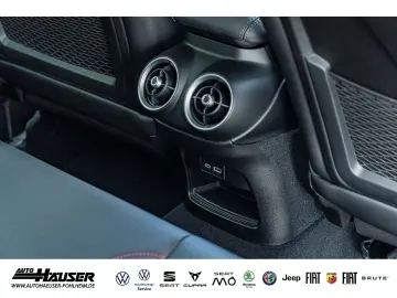 Stelvio Competizione 2.0 Turbo AT8 Q4 HARMAN-KAR
