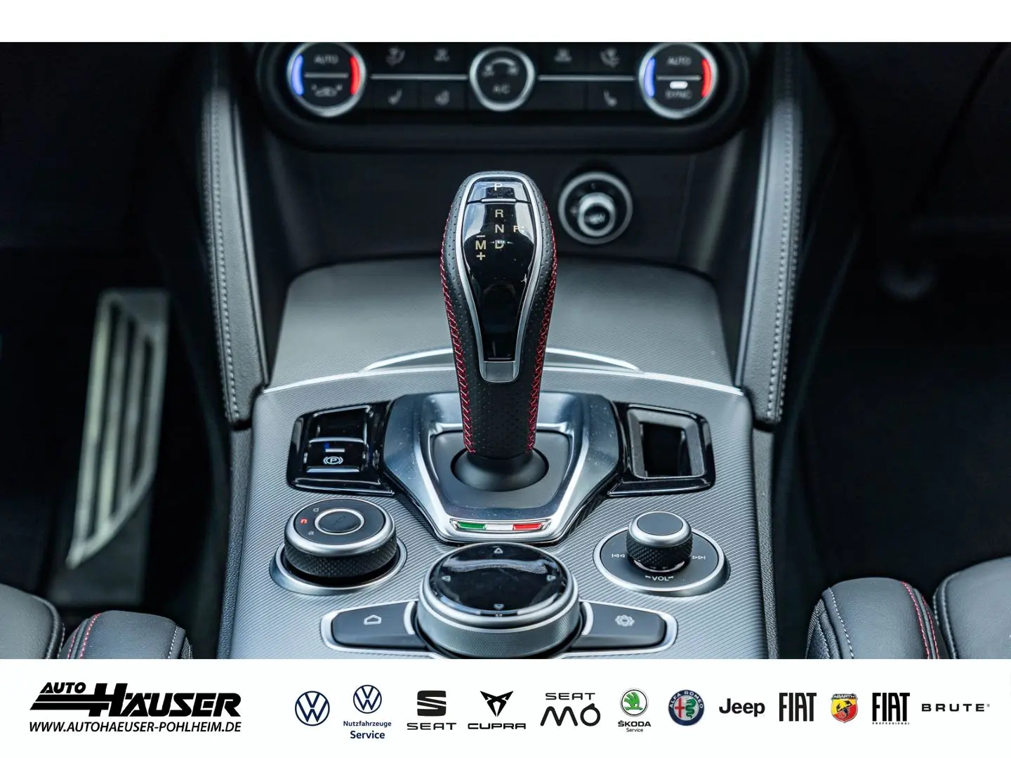 Stelvio Competizione 2.0 Turbo AT8 Q4 HARMAN-KAR