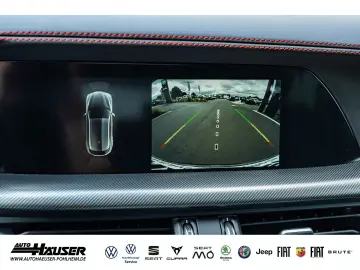 Stelvio Competizione 2.0 Turbo AT8 Q4 HARMAN-KAR