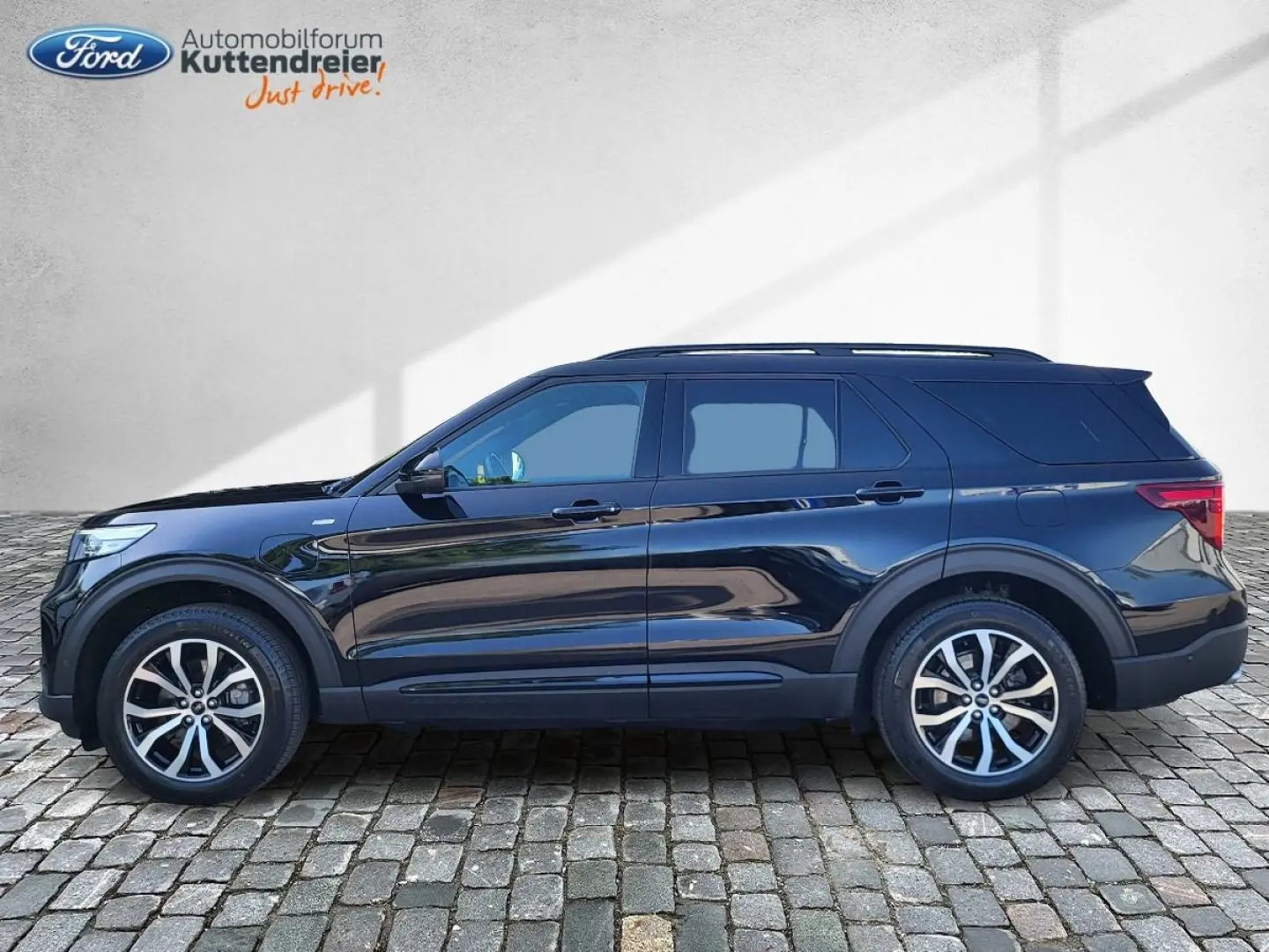 Explorer ST-Line 7-Sitze Navi Kamera Glasdach LE