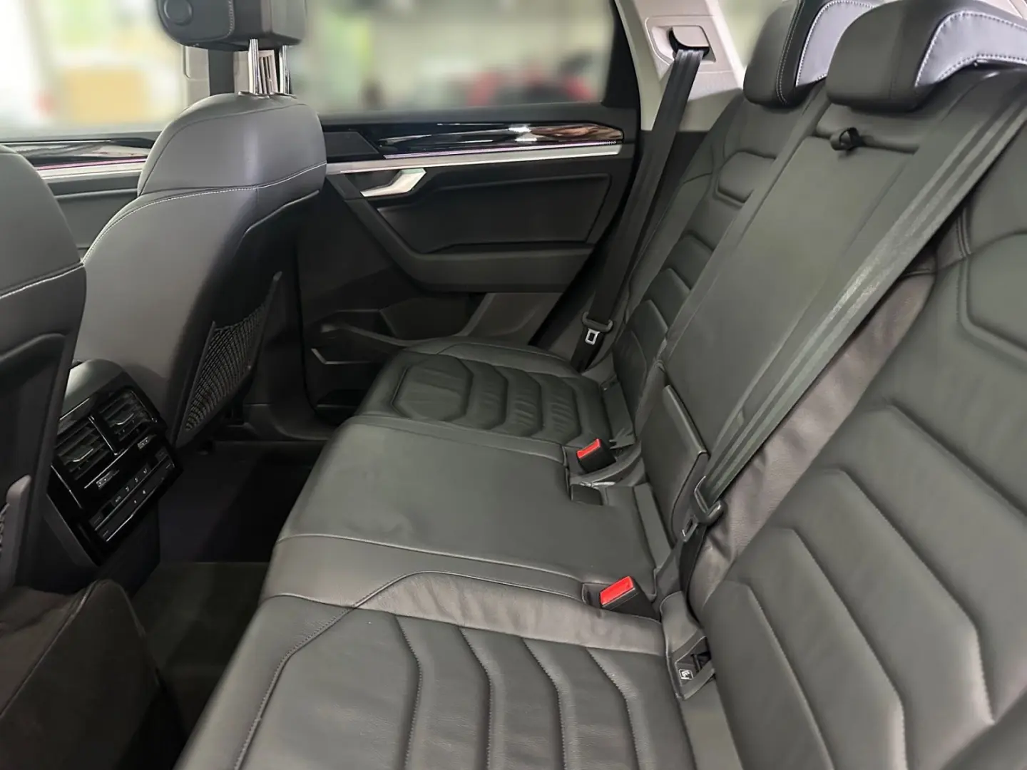 Touareg 3.0 TSI eHyprid Elegance 4Motion Navi St