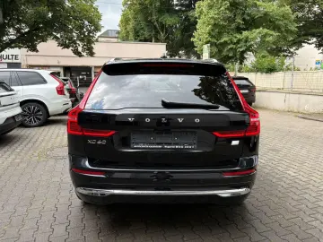 XC60 T6 AWD Plus Bright Pano,St-Heiz,H&K,Kamera