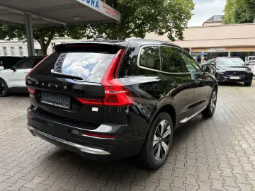 XC60 T6 AWD Plus Bright Pano,St-Heiz,H&K,Kamera