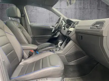 Tiguan R 2.0 TSI DSG 4 Motion Matrix+AHK+Pano+Le