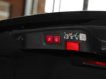 C 43 AMG 4M Coupé Perf.-Abgasanlage Pano 360°-K.