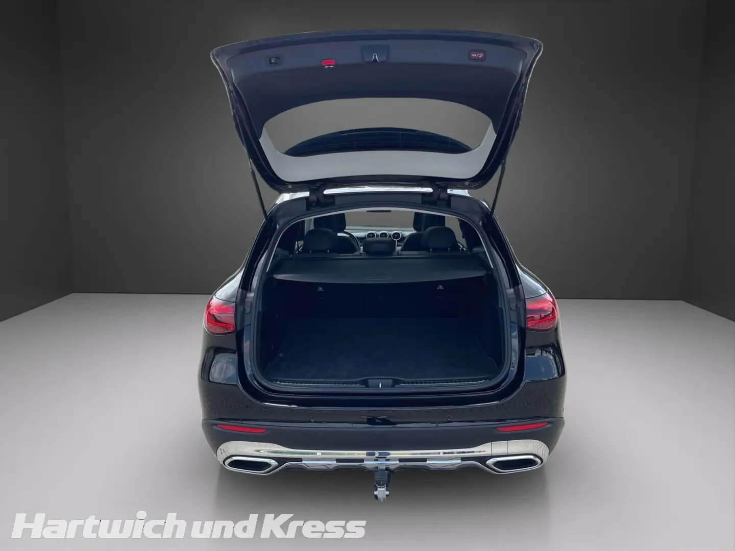 GLC 200 4Matic Avantgarde +Pano+AHK+360°Kamera+A