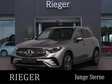 GLC 300 d 4M AMG Pano MEMORY Airmatic AHK 19