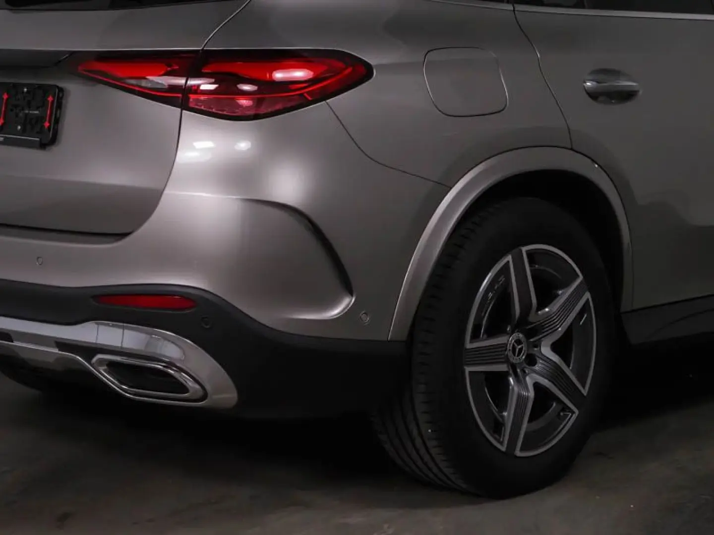 GLC 300 d 4M AMG Pano*MEMORY*Airmatic*AHK*19