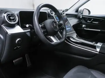 GLC 300 d 4M AMG Pano*MEMORY*Airmatic*AHK*19
