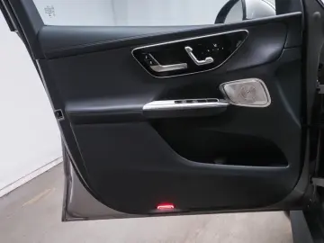 GLC 300 d 4M AMG Pano*MEMORY*Airmatic*AHK*19
