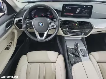 BMW Seria 5 520i