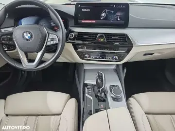 BMW Seria 5 520i