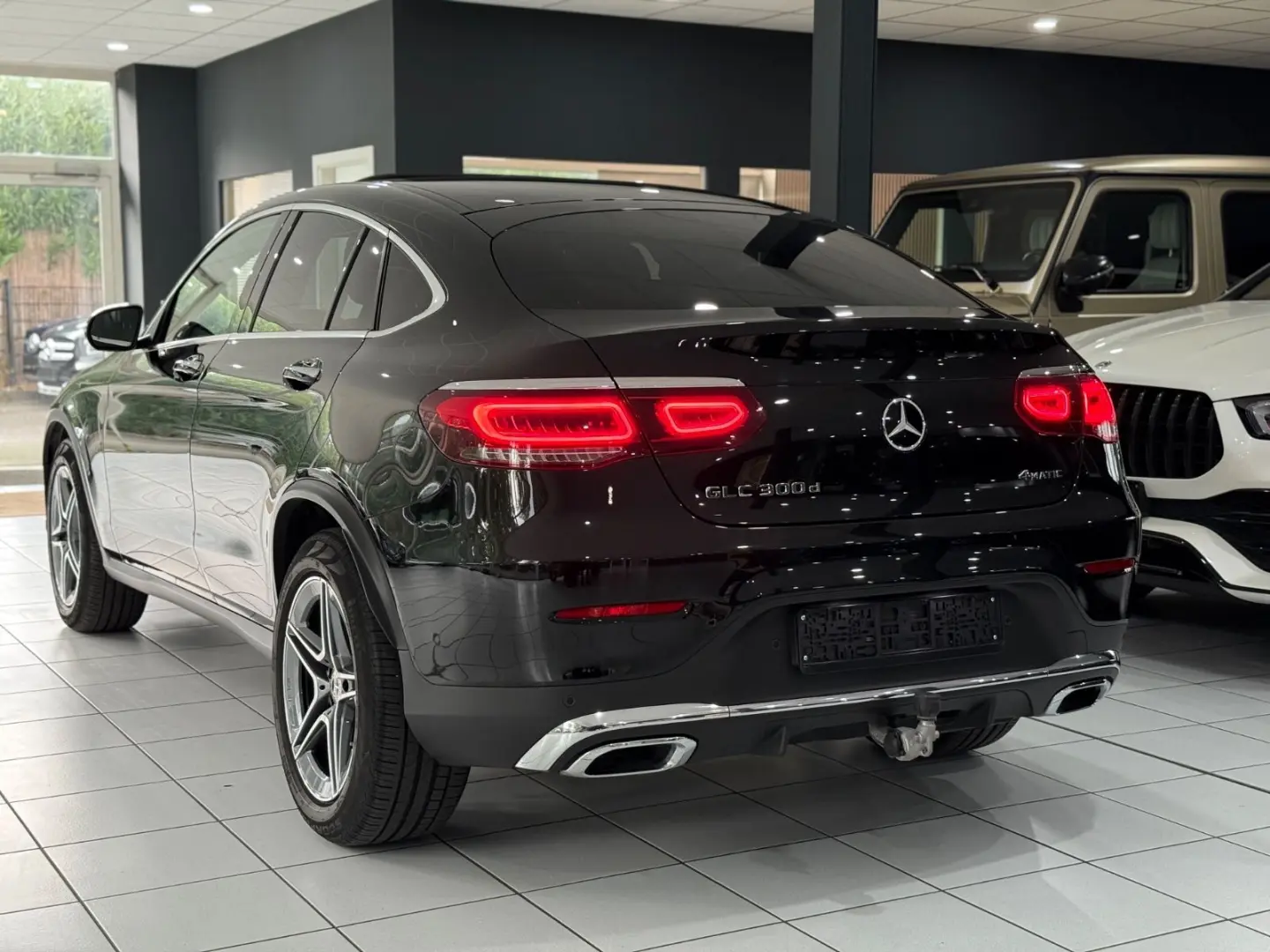GLC 300d 4M Coupe*AMG*DISTRONIC*360*AHK*KEYLESS*