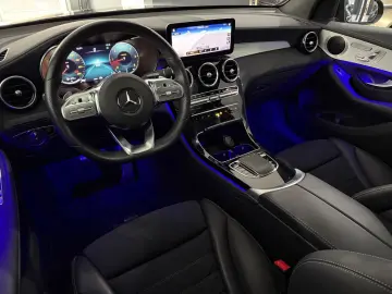 GLC 300d 4M Coupe*AMG*DISTRONIC*360*AHK*KEYLESS*