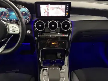GLC 300d 4M Coupe*AMG*DISTRONIC*360*AHK*KEYLESS*