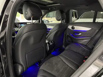 GLC 300d 4M Coupe*AMG*DISTRONIC*360*AHK*KEYLESS*