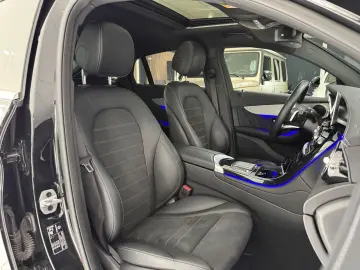 GLC 300d 4M Coupe*AMG*DISTRONIC*360*AHK*KEYLESS*