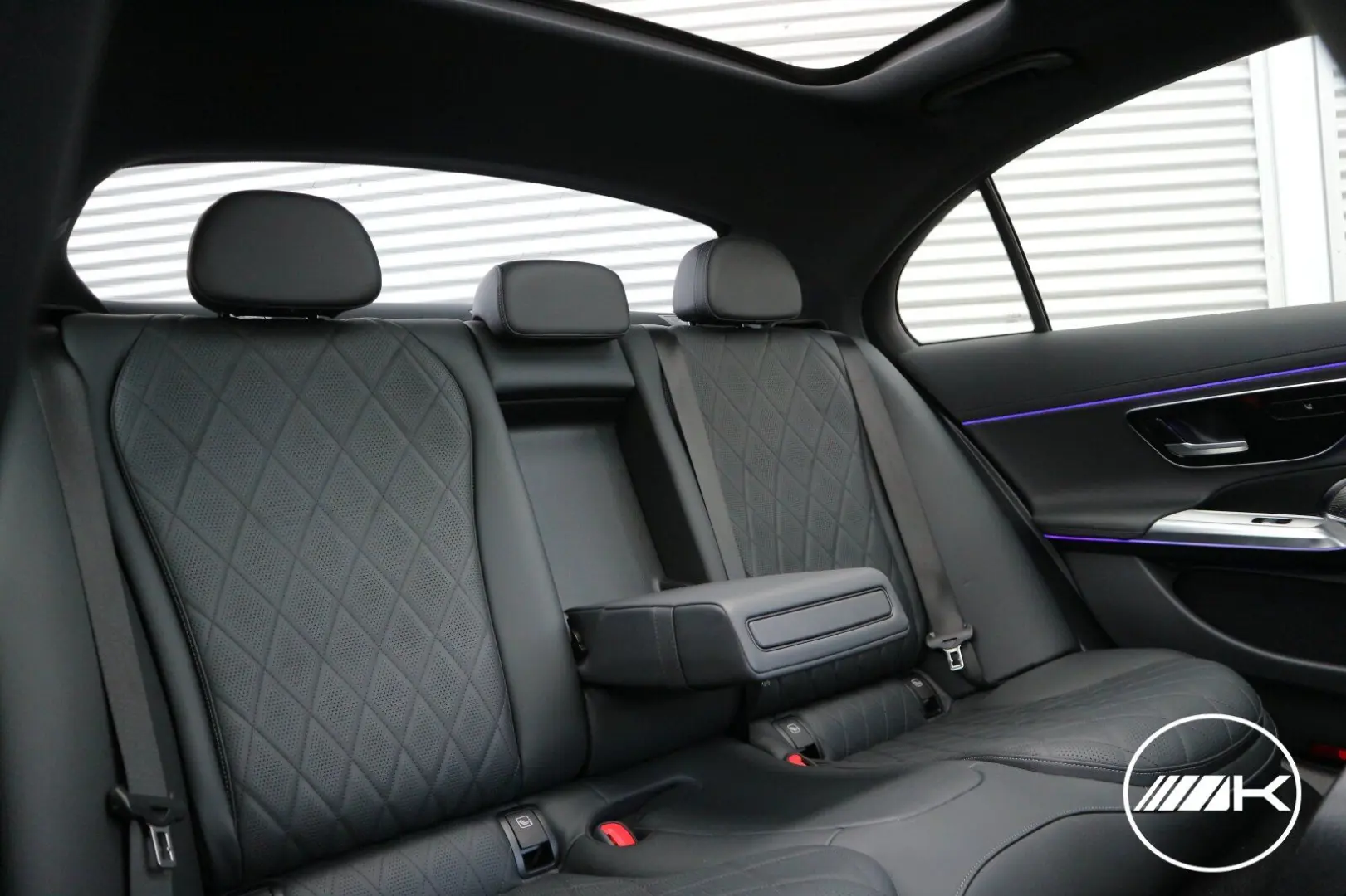 E 450d 4M AMG AIRMATIC MASSAGE PANO BURM STDHZG
