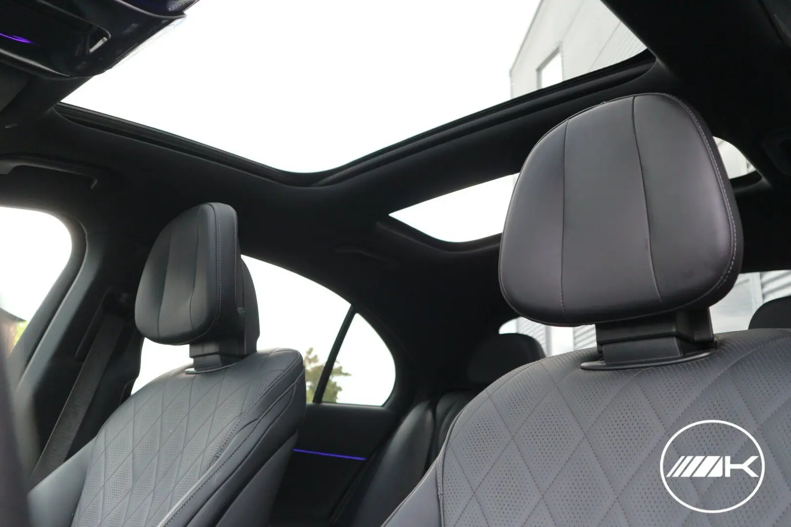 E 450d 4M AMG AIRMATIC MASSAGE PANO BURM STDHZG