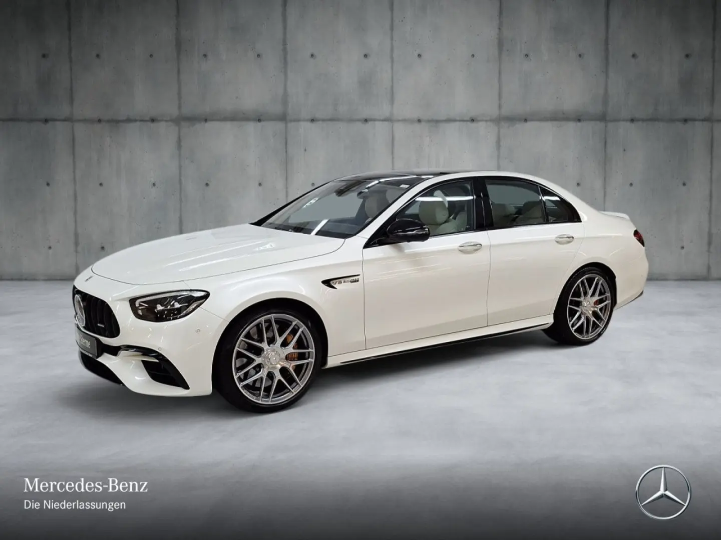 E 63 AMG S 4M+ KERAMIK/Fahrass/Pano//AHK/NIGHT