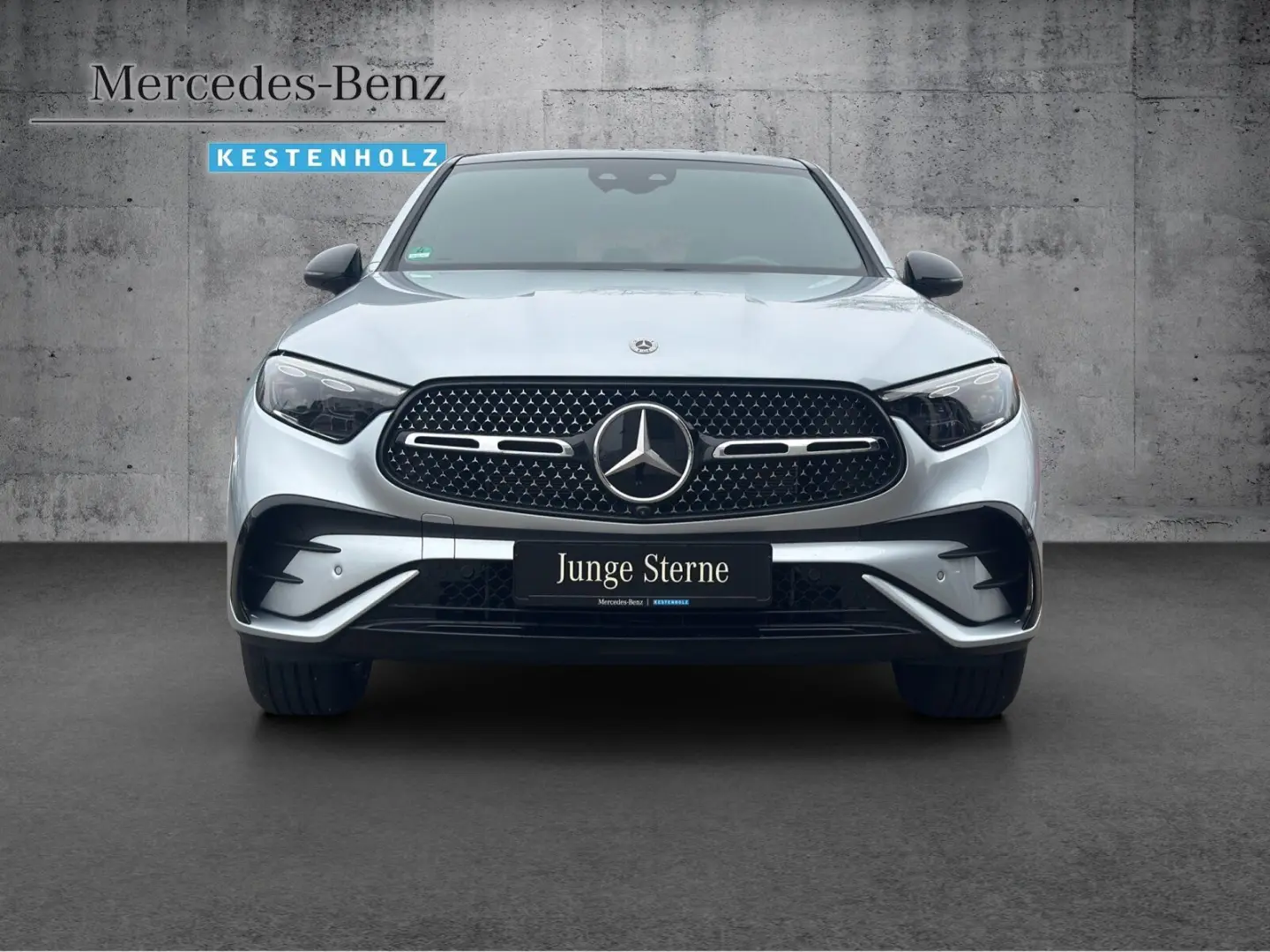 GLC 450 d 4M AMG+AIRM+NIGHT+AHK+DISTRO+PANO+BURM