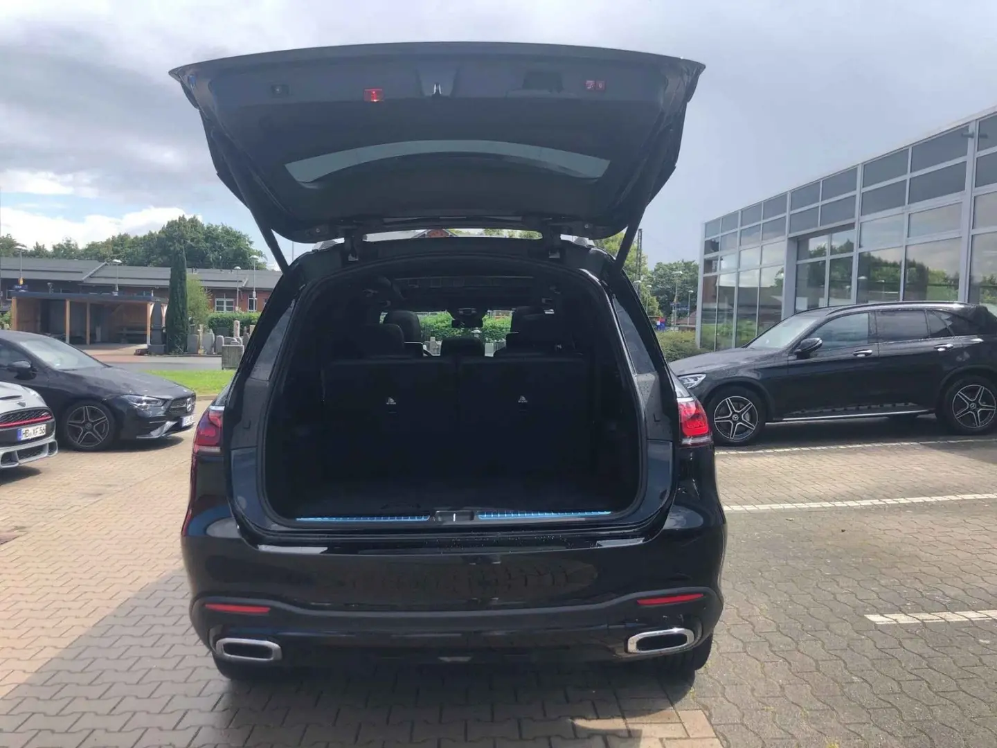 GLS 400 d 4M AMG+AHK+AIR+Pano+Burm+Sitzkli+Distr