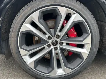 SQ5 3.0 TDI quattro Matrix-LED Panorama B&O AHK