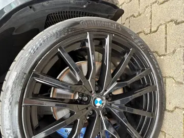X5 xDrive 30d M Sport Soft Close Akustikverglasu
