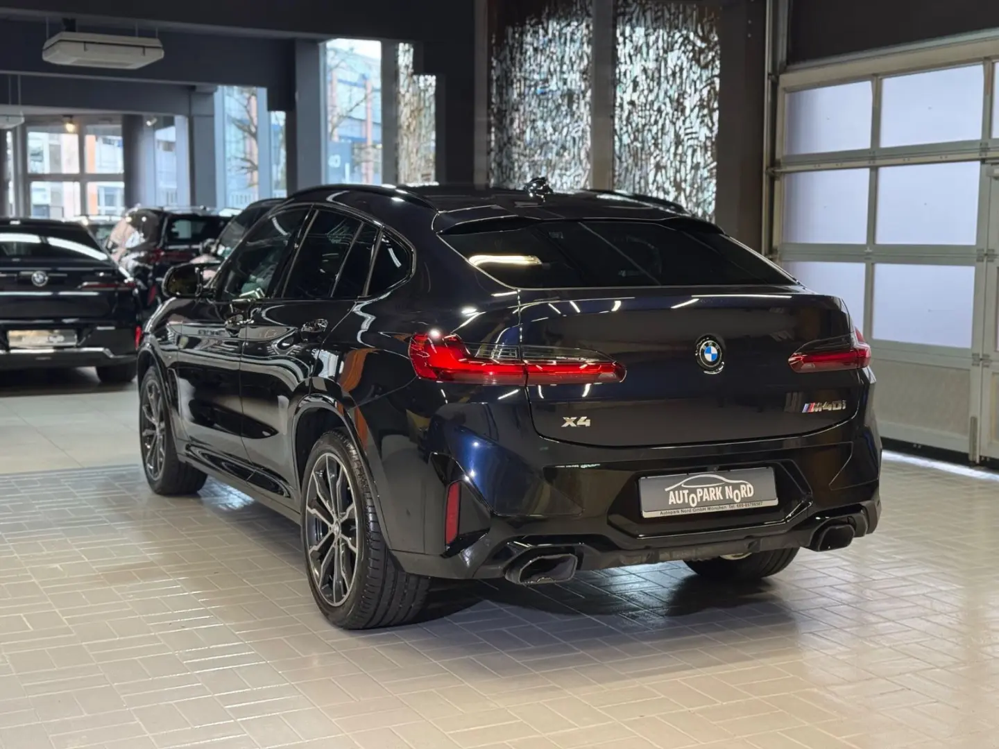 X4 M40i~STANDHEIZUNG~LASER~KAMERA~HEAD-UP