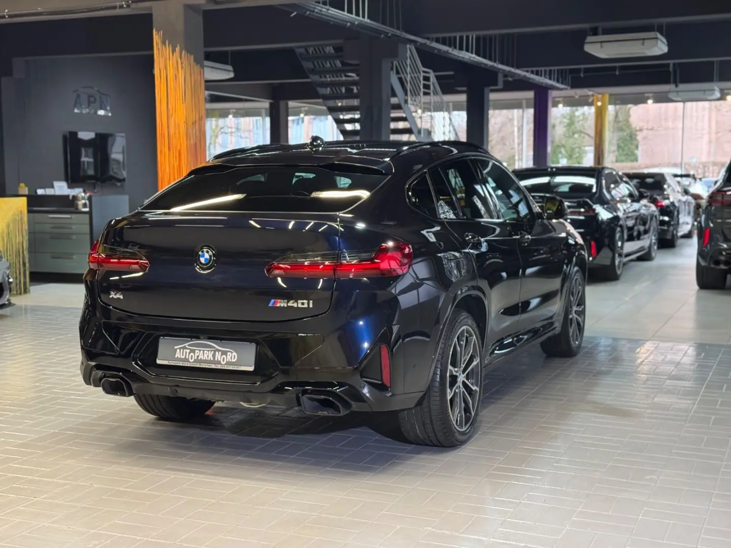 X4 M40i~STANDHEIZUNG~LASER~KAMERA~HEAD-UP