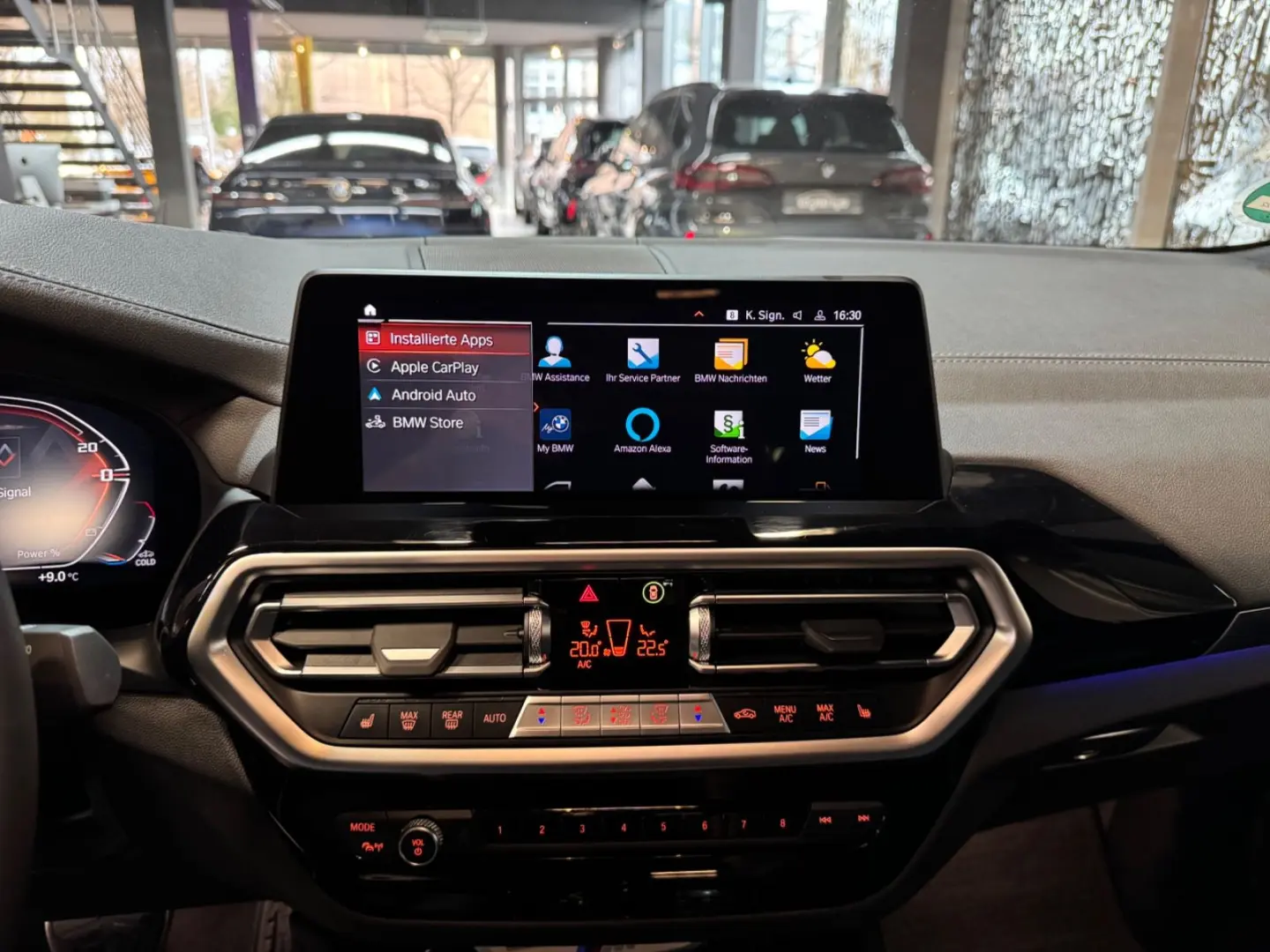 X4 M40i~STANDHEIZUNG~LASER~KAMERA~HEAD-UP