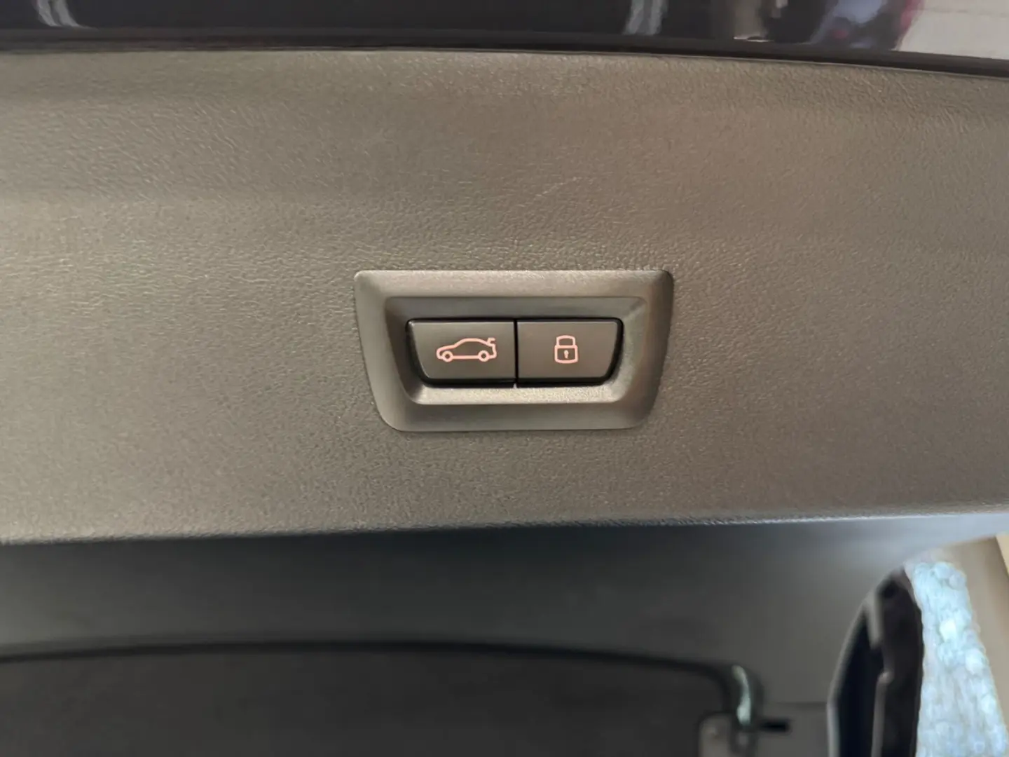 X4 M40i~STANDHEIZUNG~LASER~KAMERA~HEAD-UP