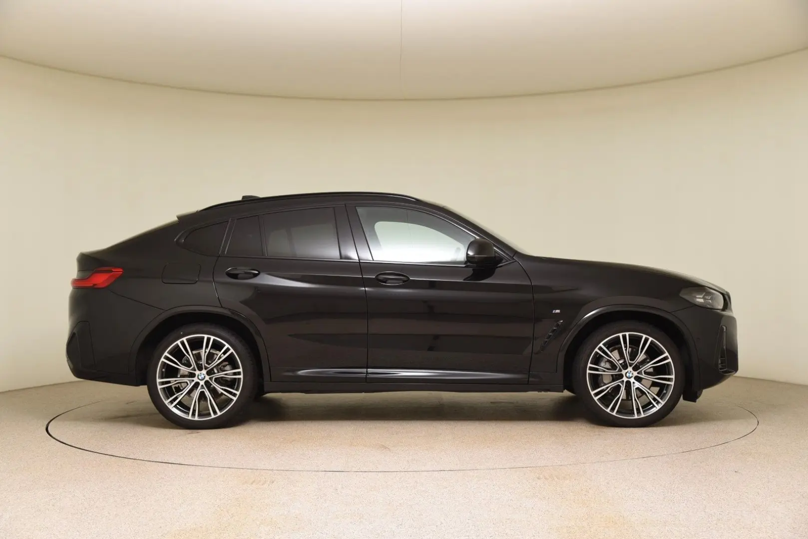 X4 xDrive30d M Sport H&K DriveAssProf ACC Alarm