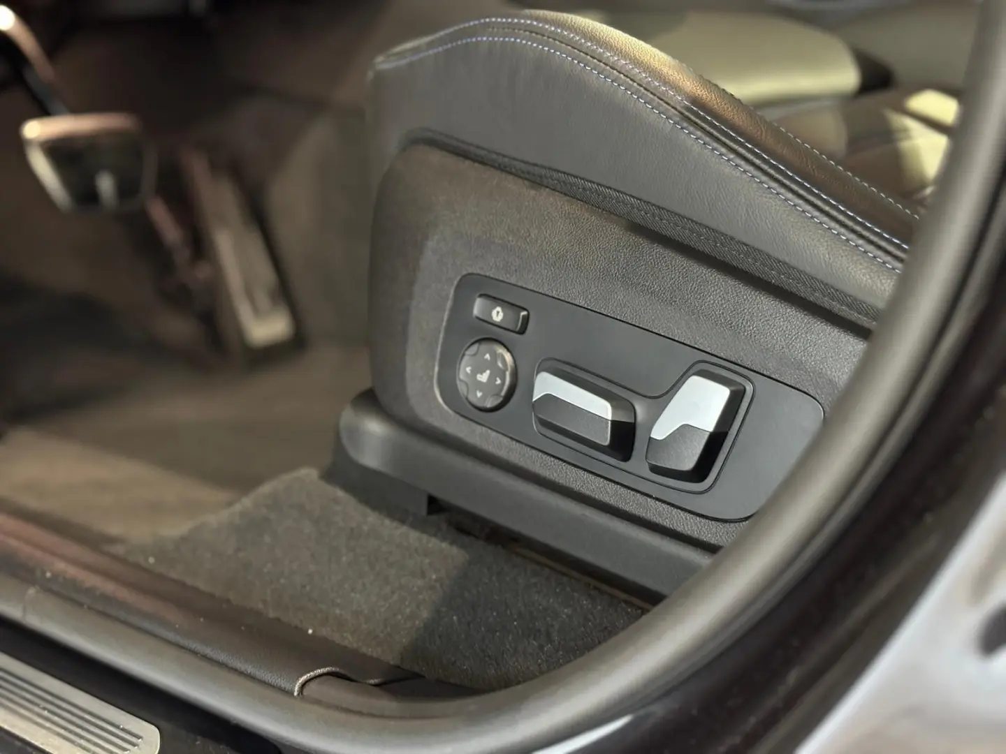 X4 M40 i Pano*Head-Up*AHK*