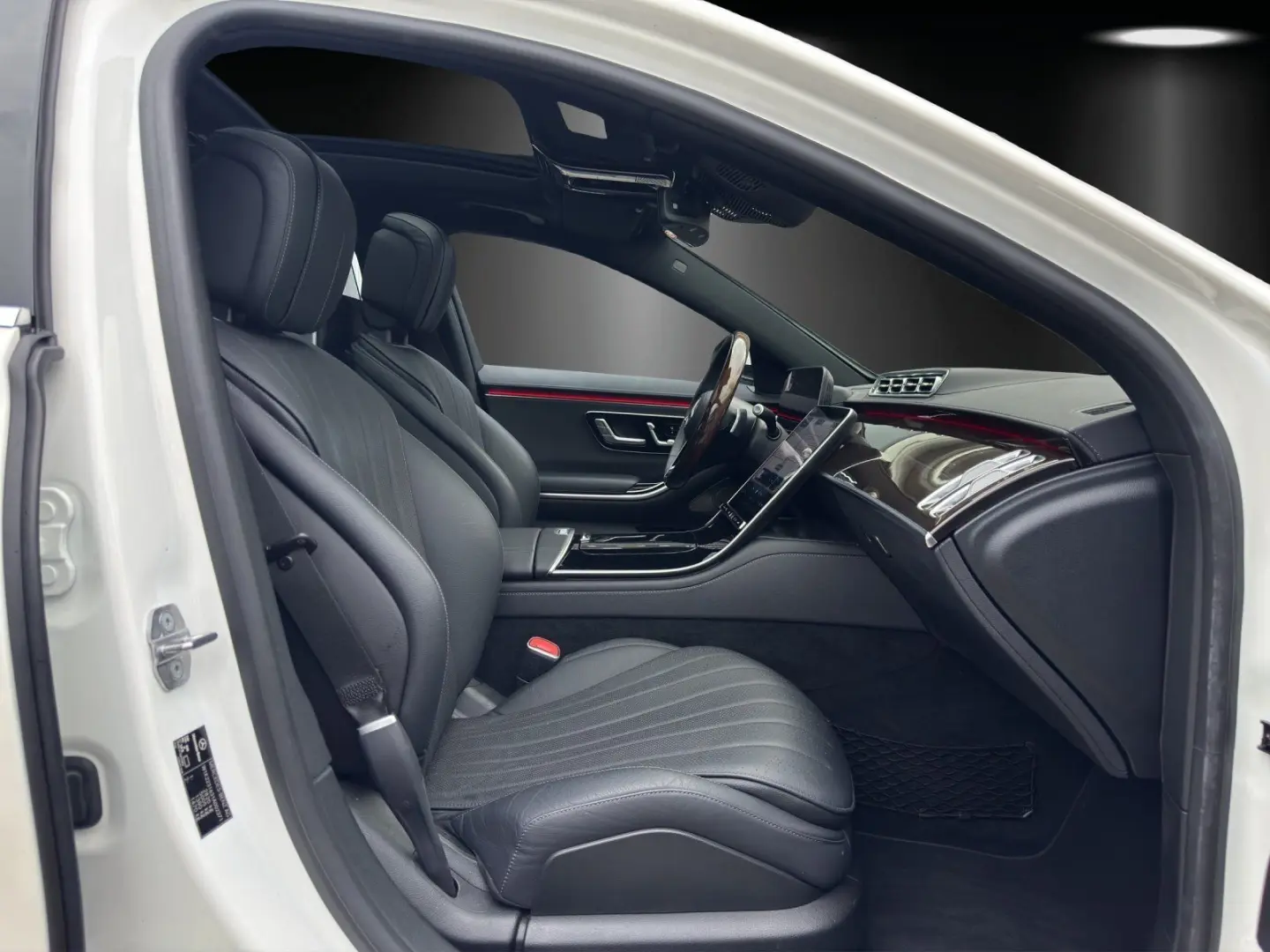 S500 4M L FirstClass 4xMassage FondTV Pano Chauf