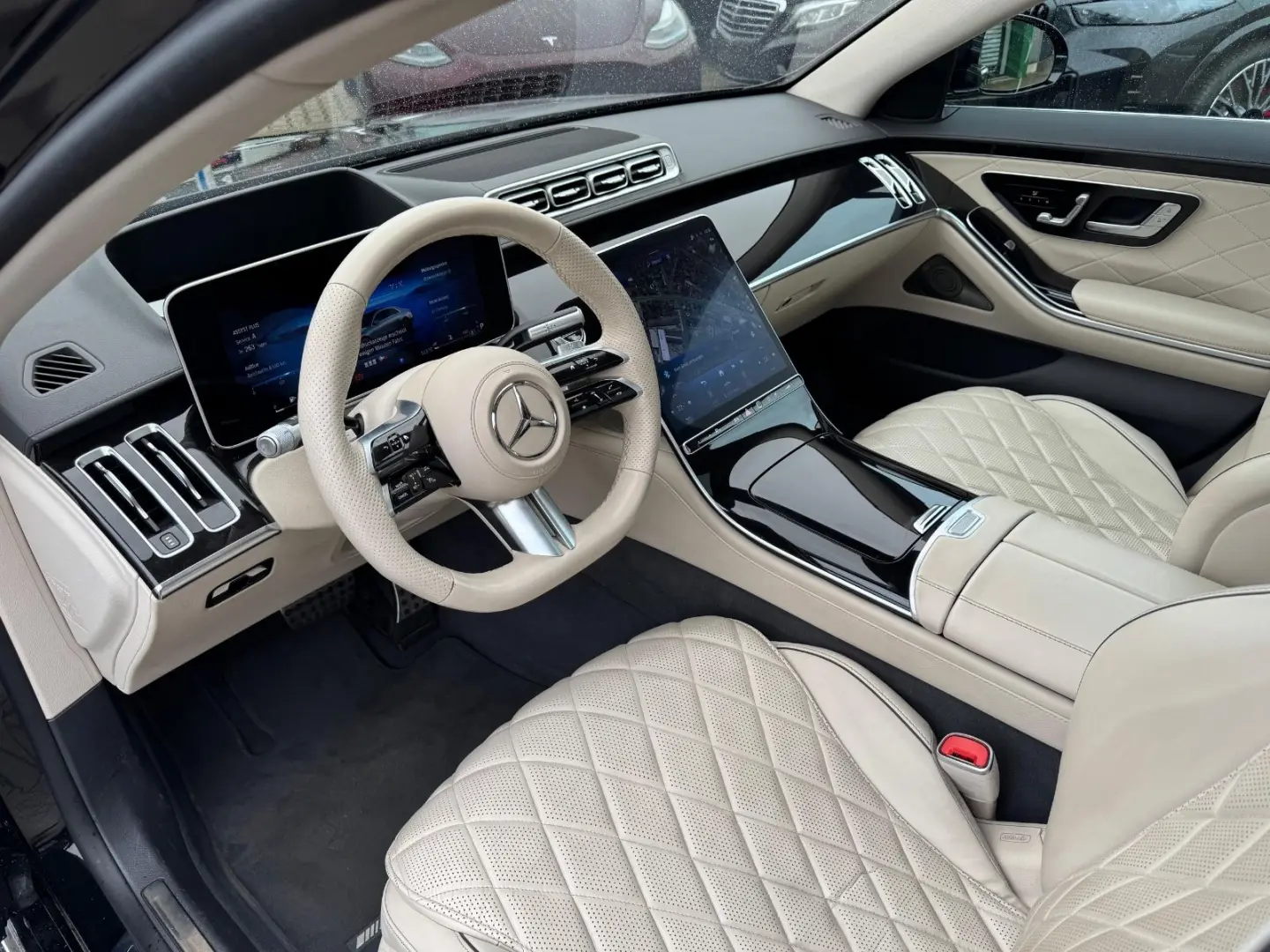S400d 4M Lang AMG -HUD-Pano-FondEnt-BelüSitz-21Z