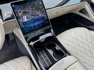 S400d 4M Lang AMG -HUD-Pano-FondEnt-BelüSitz-21Z