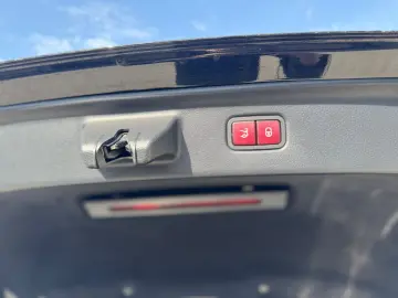 S400d 4M Lang AMG -HUD-Pano-FondEnt-BelüSitz-21Z