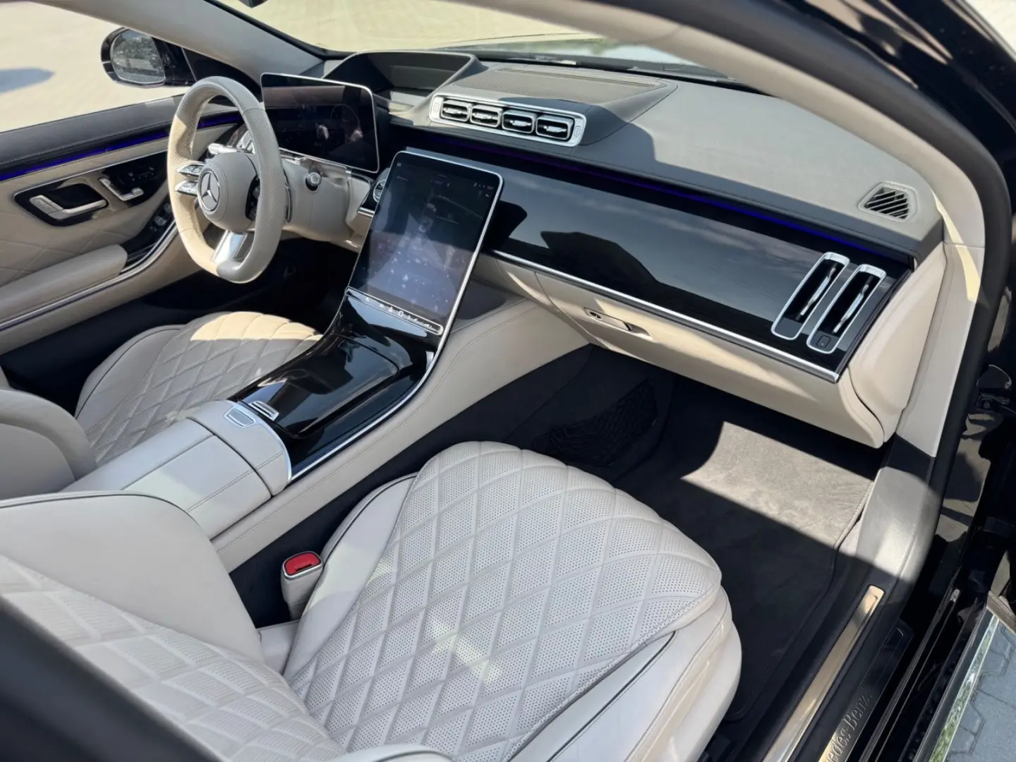 S400d 4M Lang AMG -HUD-Pano-FondEnt-BelüSitz-21Z