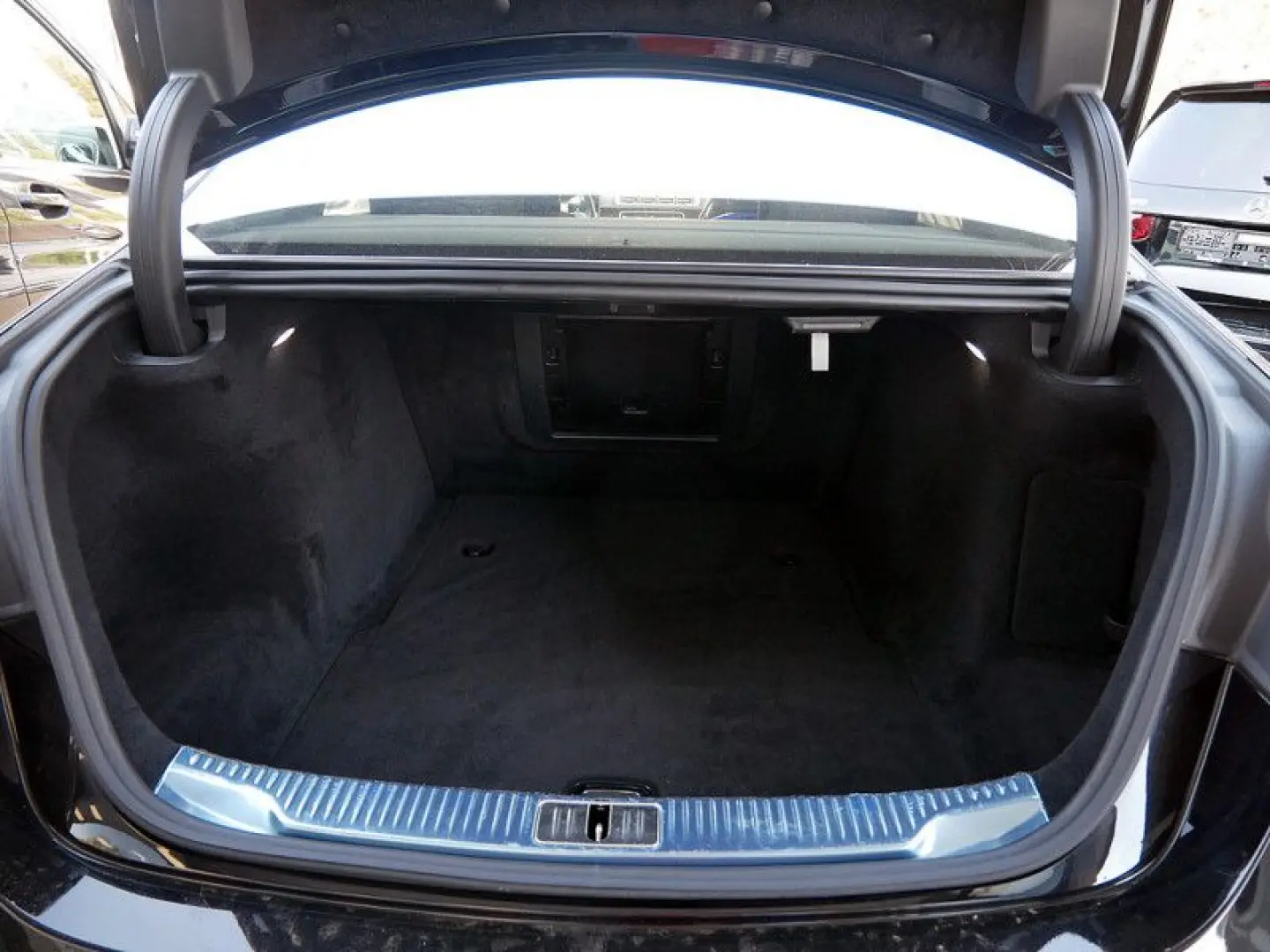 S 580 4M lang , BURM AMG SPUR DISTR PANO 360/TV