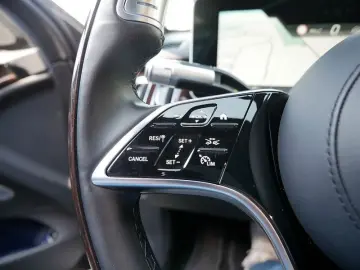 S 580 4M lang , BURM AMG SPUR DISTR PANO 360/TV