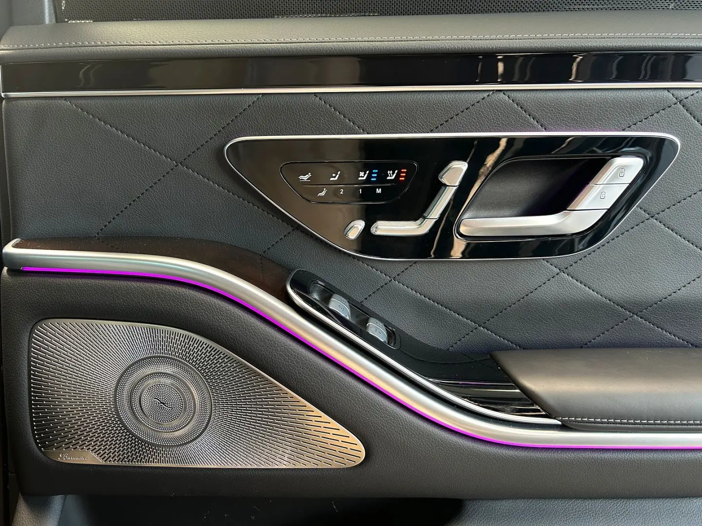 S 450 4M L AMG MBUX HIGH END FOND-MULTIKONTUR / TV