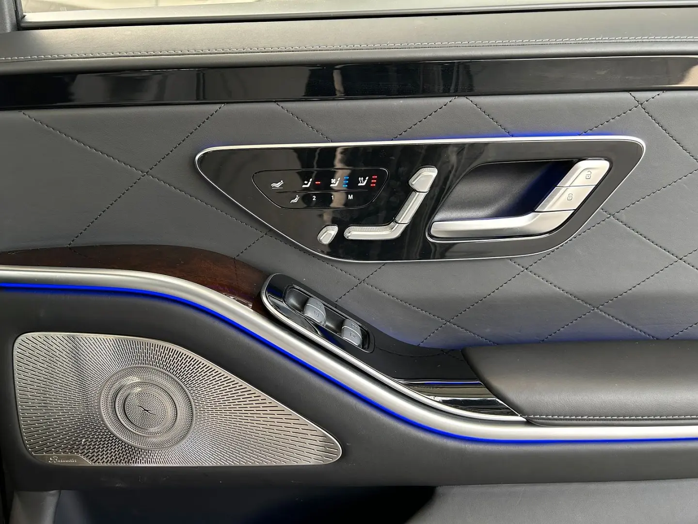 S 500 4M L AMG DISTRONIC-FOND ENT.-CHAUFFEUR / TV
