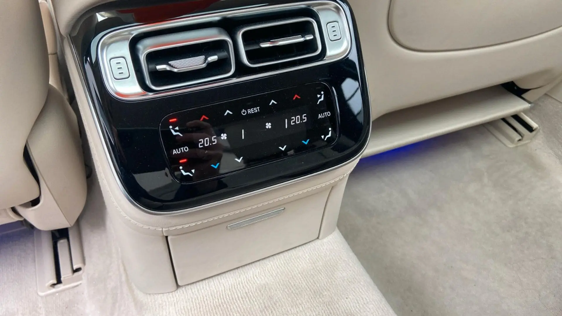 S 580 4M L INTERIEUR BEIGE*DRIVE PILOT AMG Line / TV