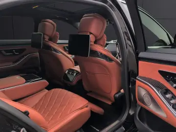 S 400 d 4Matic L AMG Line Chauffeur Paket Panora